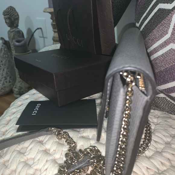 Authentic Gucci Crossbody Bag - Picture 6 of 8